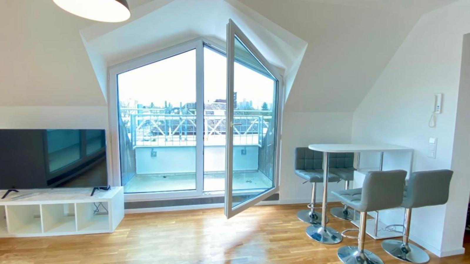 Schoenes Erwachen Im Frankfurter Penthouse Frankfurt nad Menem Zewnętrze zdjęcie