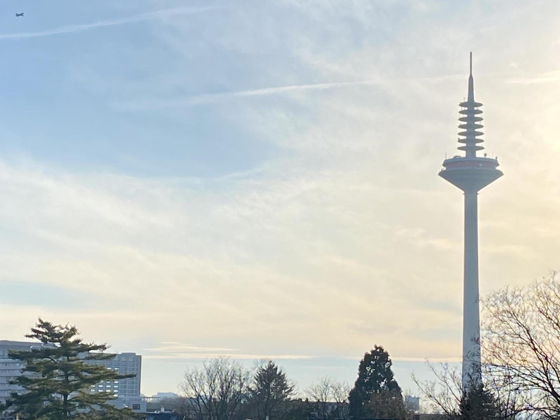 Schoenes Erwachen Im Frankfurter Penthouse Frankfurt nad Menem Zewnętrze zdjęcie